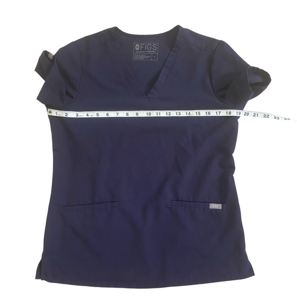 Figs Casma Three-Pocket Navy Blue V-Neck Scrub Top Sz Small PO# 1557 - Picture 11 of 11